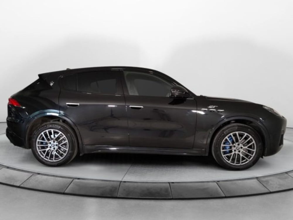 Maserati Grecale usata a Modena (4)