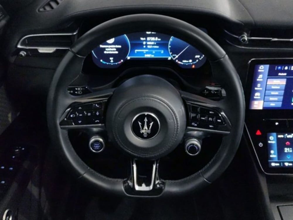 Maserati Grecale usata a Modena (7)