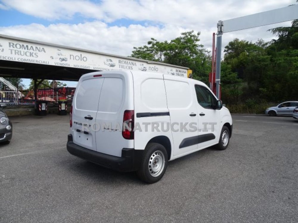 Peugeot Partner Furgone nuova a Roma (9)
