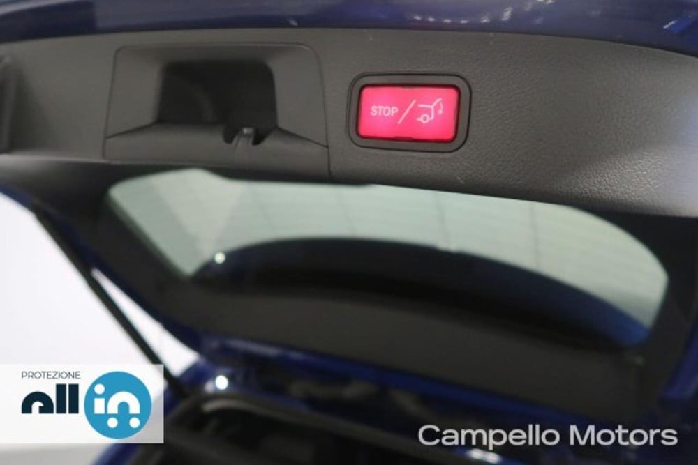 Mercedes-Benz GLA SUV usata a Venezia (19)