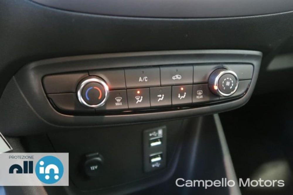 Opel Crossland usata a Venezia (12)