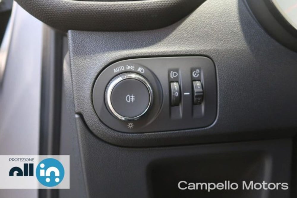 Opel Crossland usata a Venezia (16)