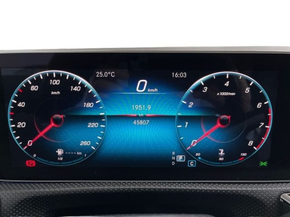 Mercedes-Benz CLA Shooting Brake usata a Verona (8)