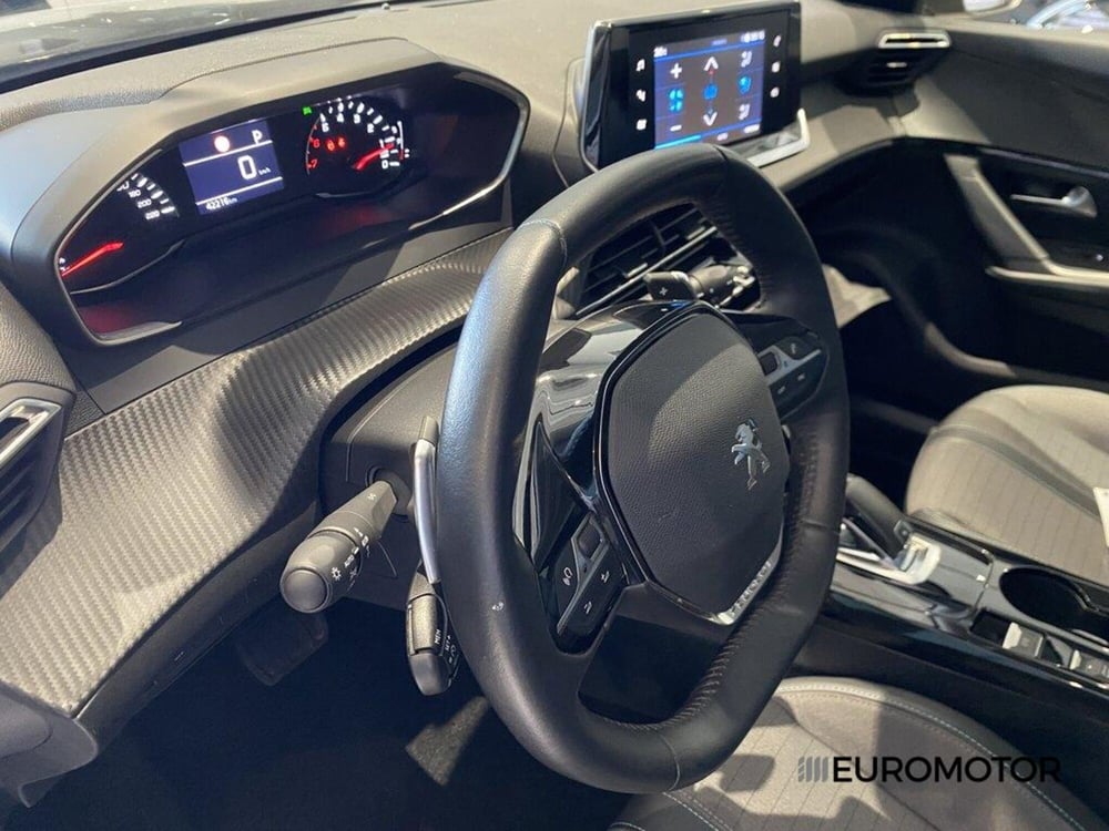 Peugeot 2008 usata a Bari (11)