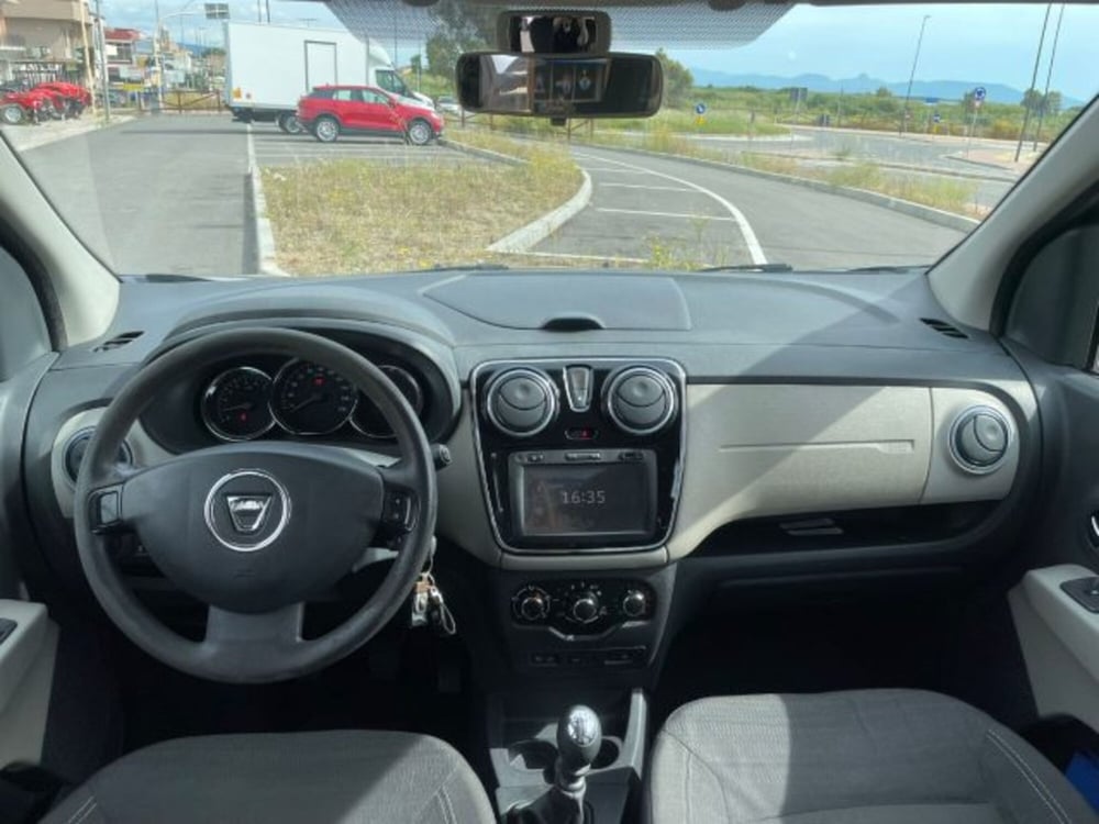 Dacia Lodgy usata a Sassari (10)