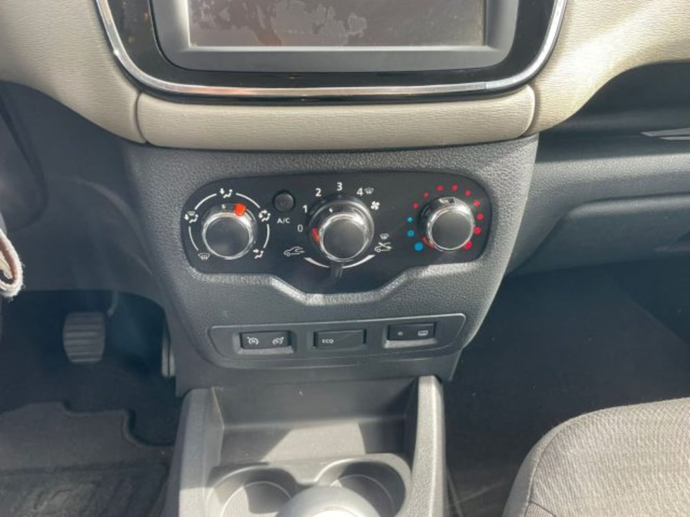 Dacia Lodgy usata a Sassari (13)