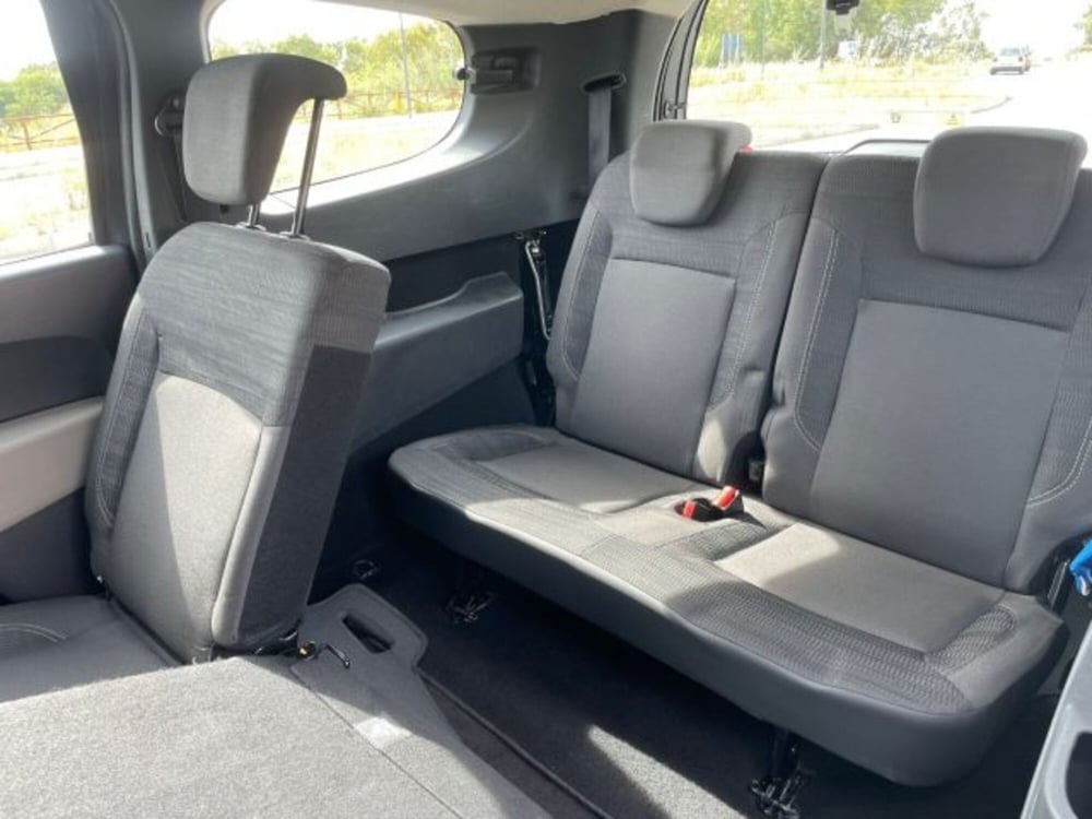 Dacia Lodgy usata a Sassari (8)