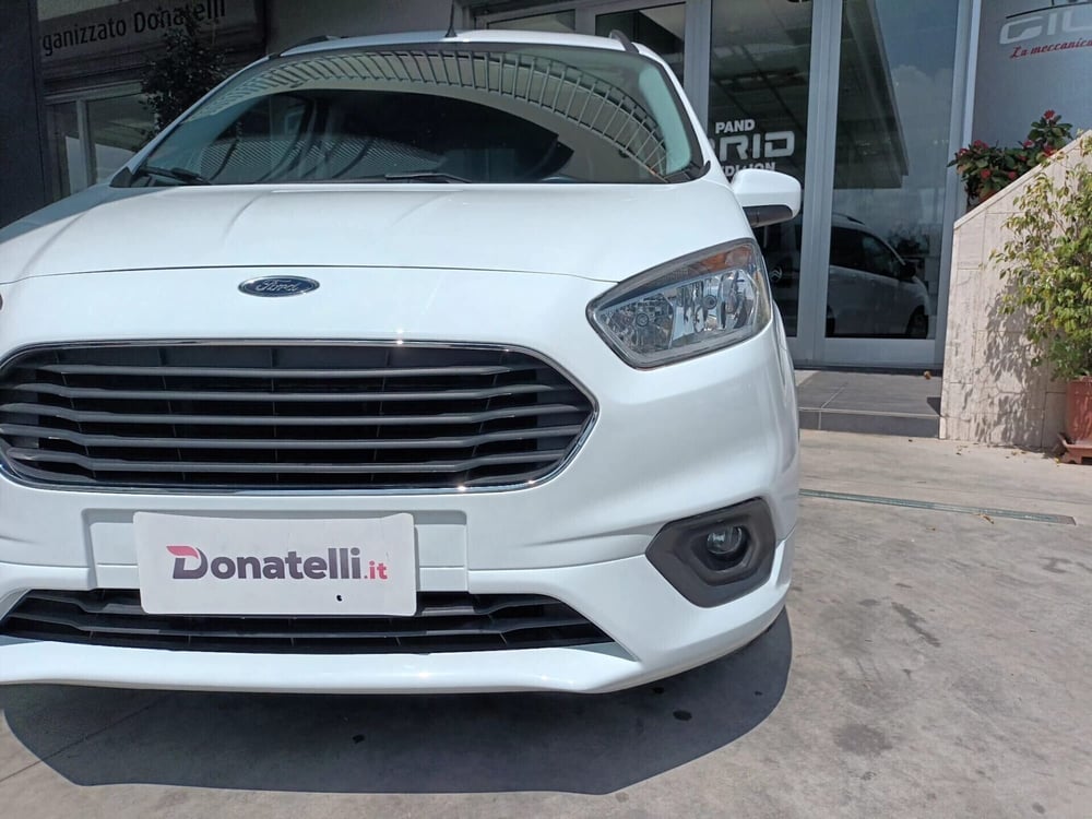 Ford Tourneo Courier usata a Bari (3)