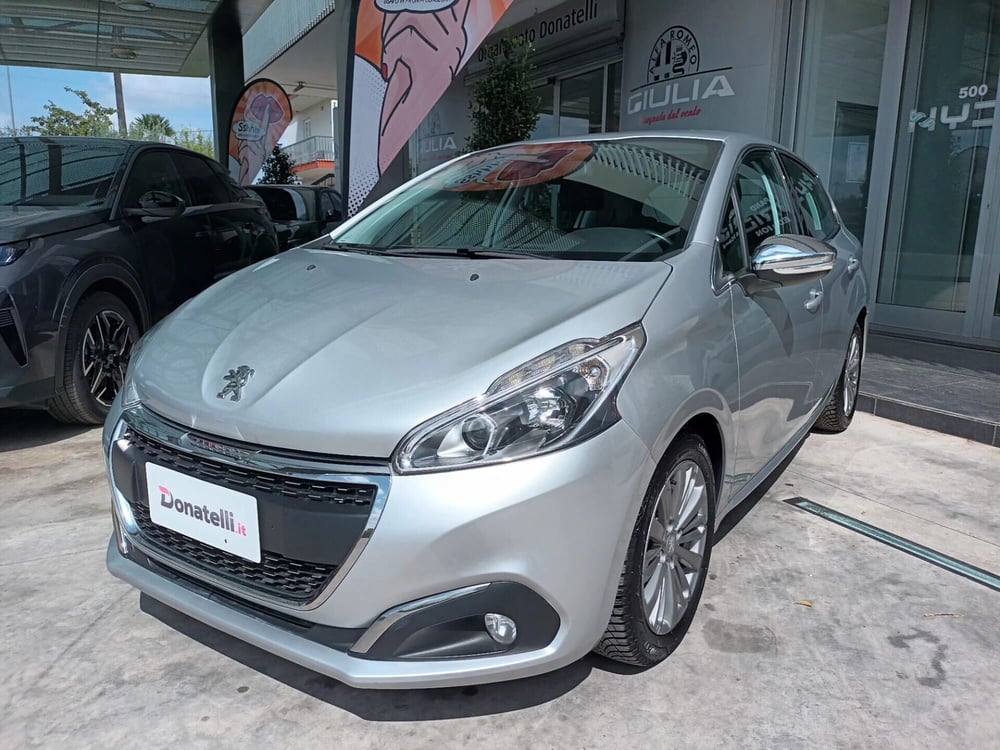 Peugeot 208 usata a Bari (3)