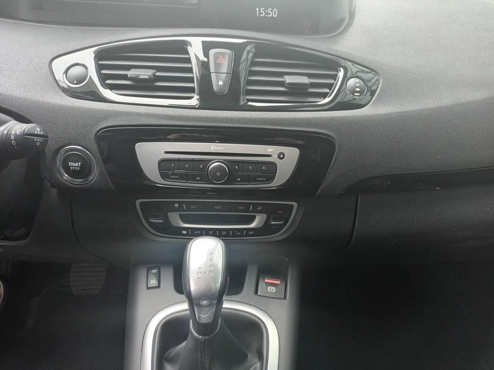 Renault Scenic E-Tech Electric usata a Bari (14)