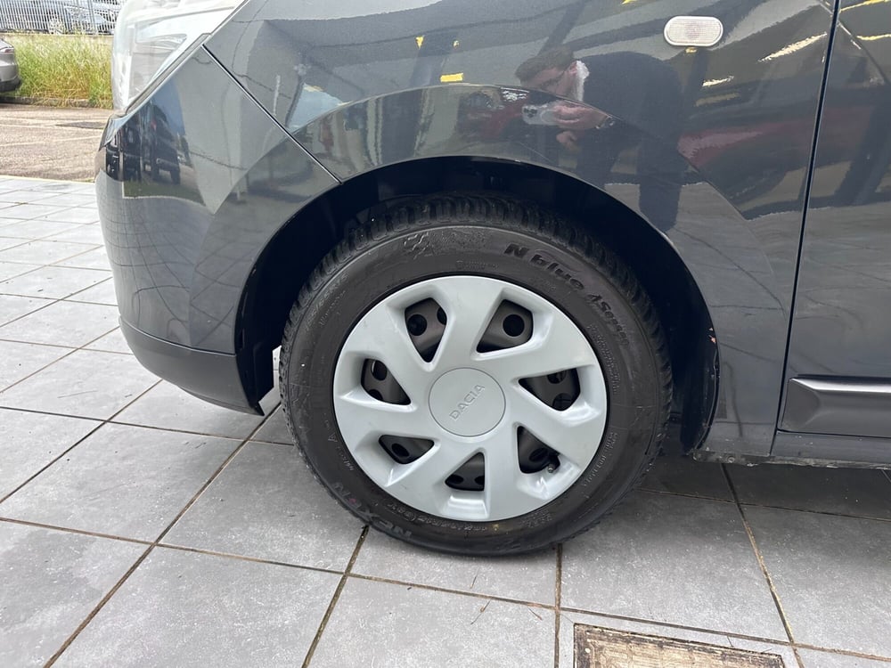 Dacia Lodgy usata a Frosinone (3)