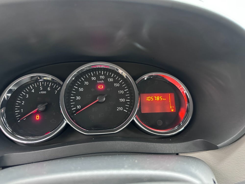 Dacia Lodgy usata a Frosinone (8)
