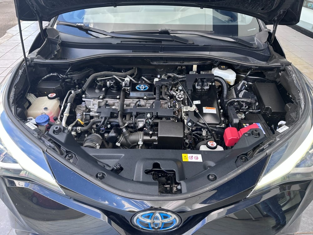 Toyota Toyota C-HR usata a Frosinone (14)