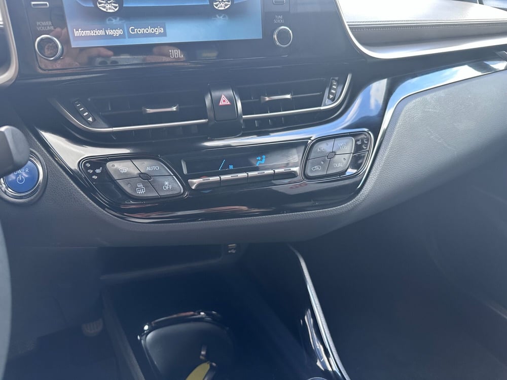 Toyota Toyota C-HR usata a Frosinone (18)