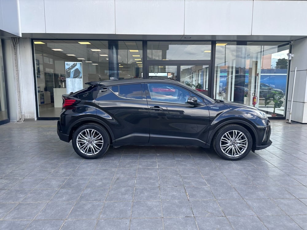 Toyota Toyota C-HR usata a Frosinone (7)