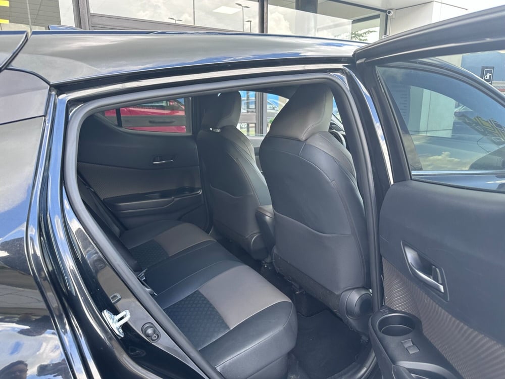 Toyota Toyota C-HR usata a Frosinone (9)