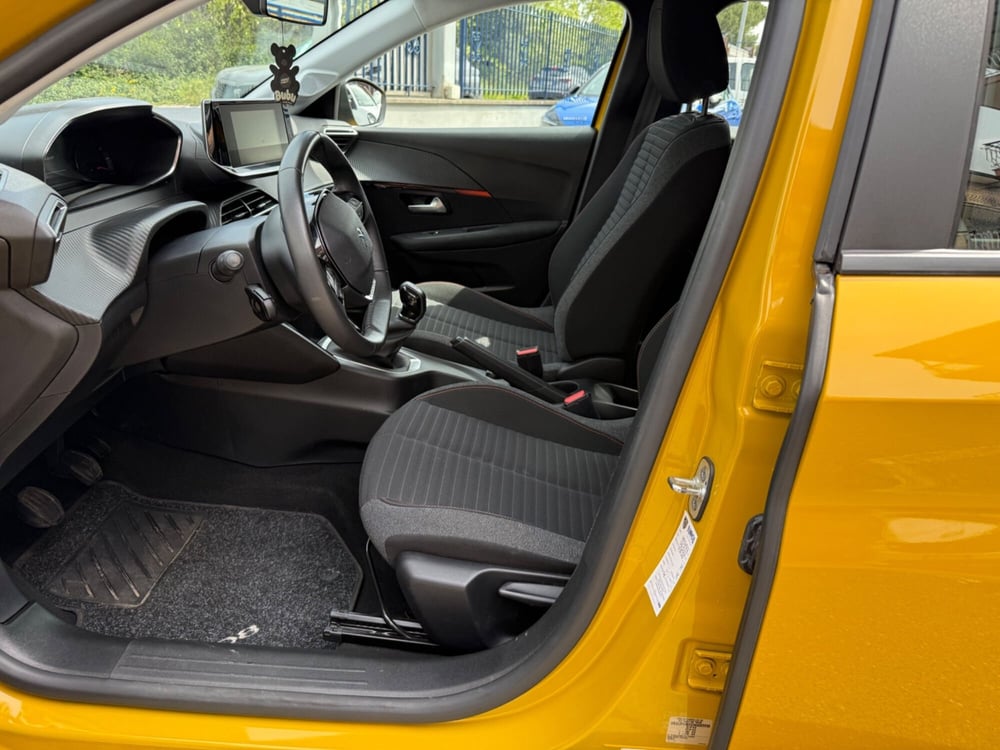 Peugeot 208 usata a Roma (11)