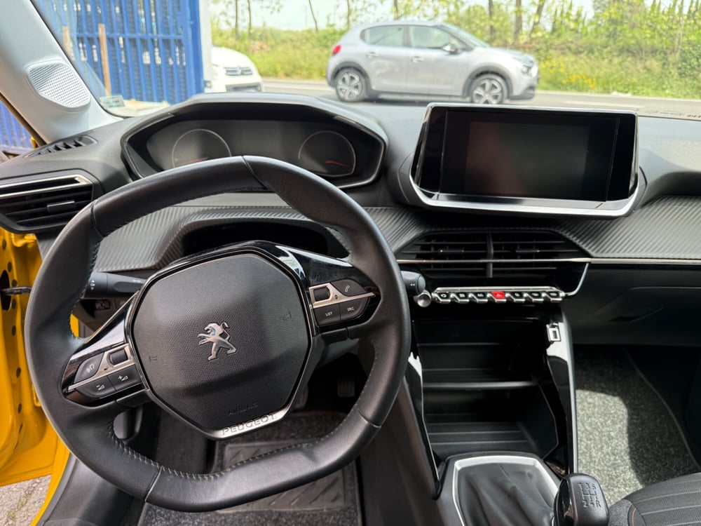 Peugeot 208 usata a Roma (12)