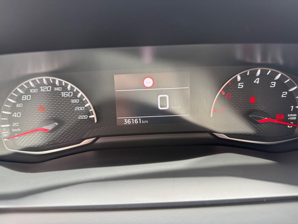 Peugeot 208 usata a Roma (13)