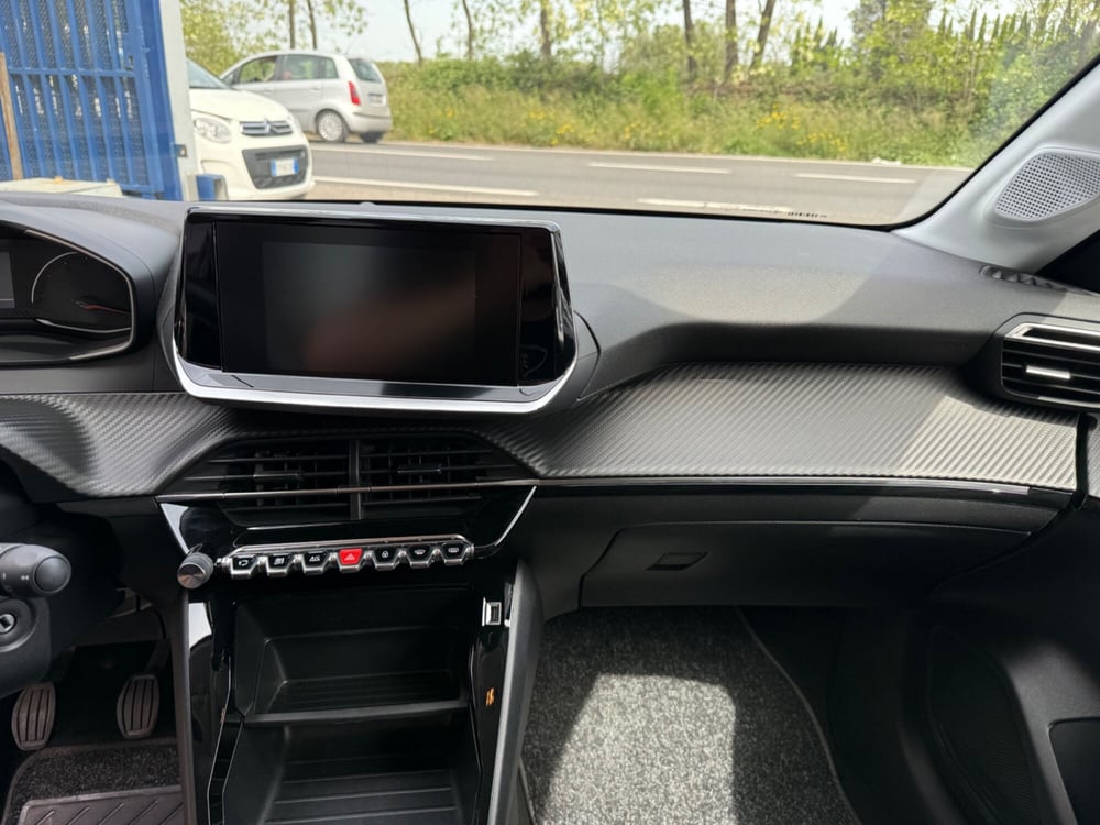 Peugeot 208 usata a Roma (14)