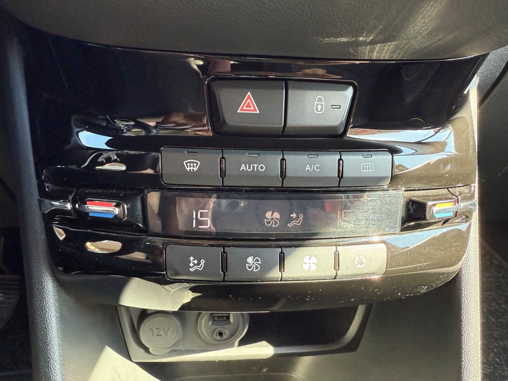 Peugeot 208 usata a Roma (17)