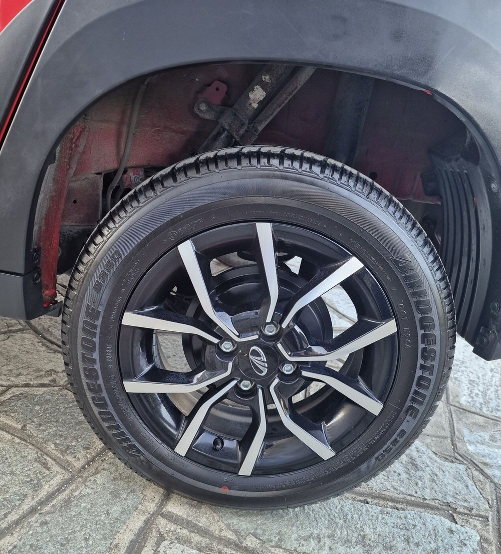 Mahindra KUV100 usata a Torino (18)