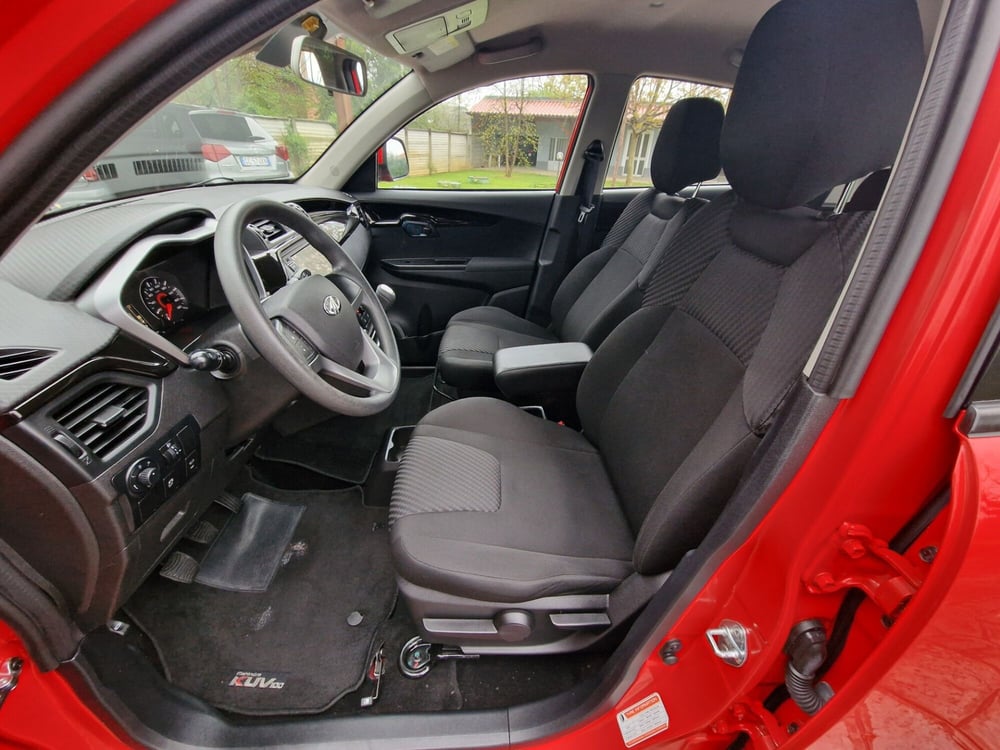 Mahindra KUV100 usata a Torino (7)