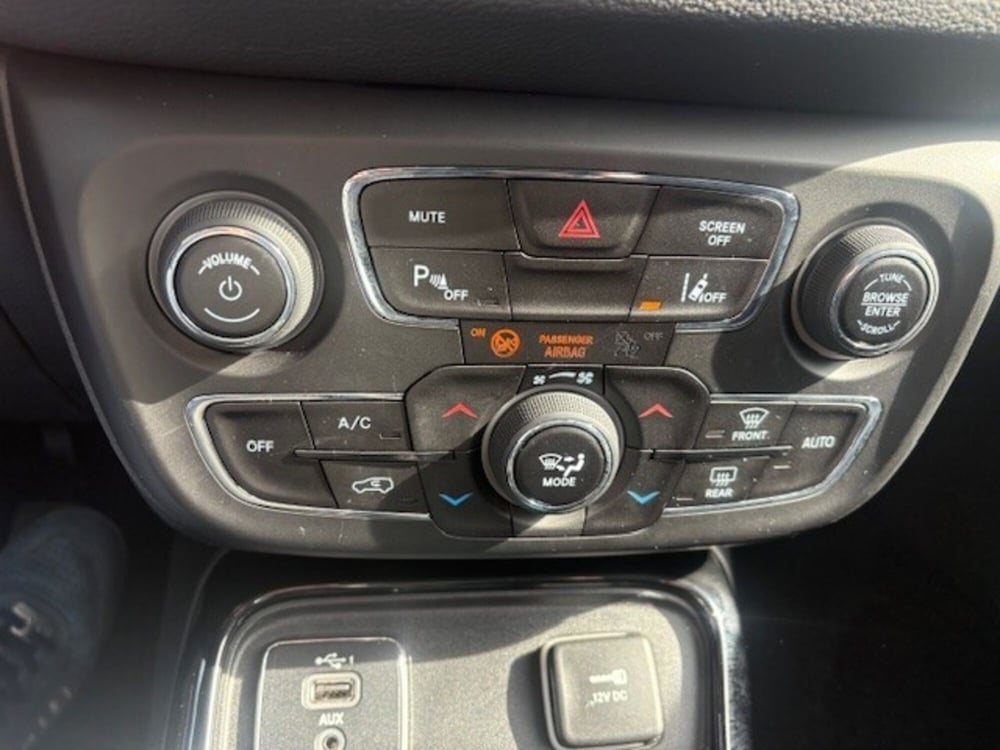 Jeep Compass usata a Varese (18)