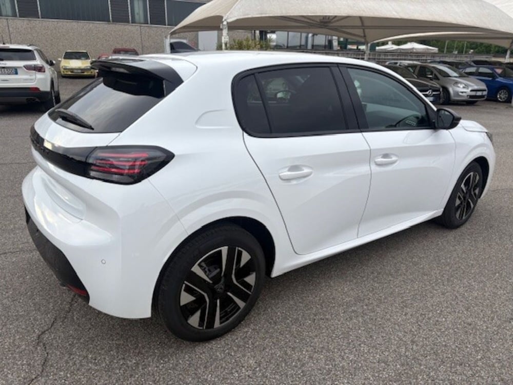 Peugeot 208 nuova a Varese (10)