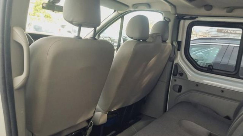 Opel Vivaro Furgone usata a Savona (12)
