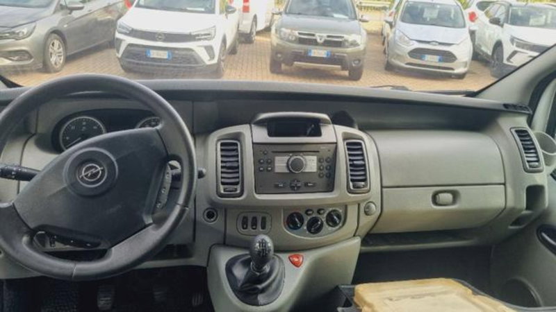 Opel Vivaro Furgone usata a Savona (13)