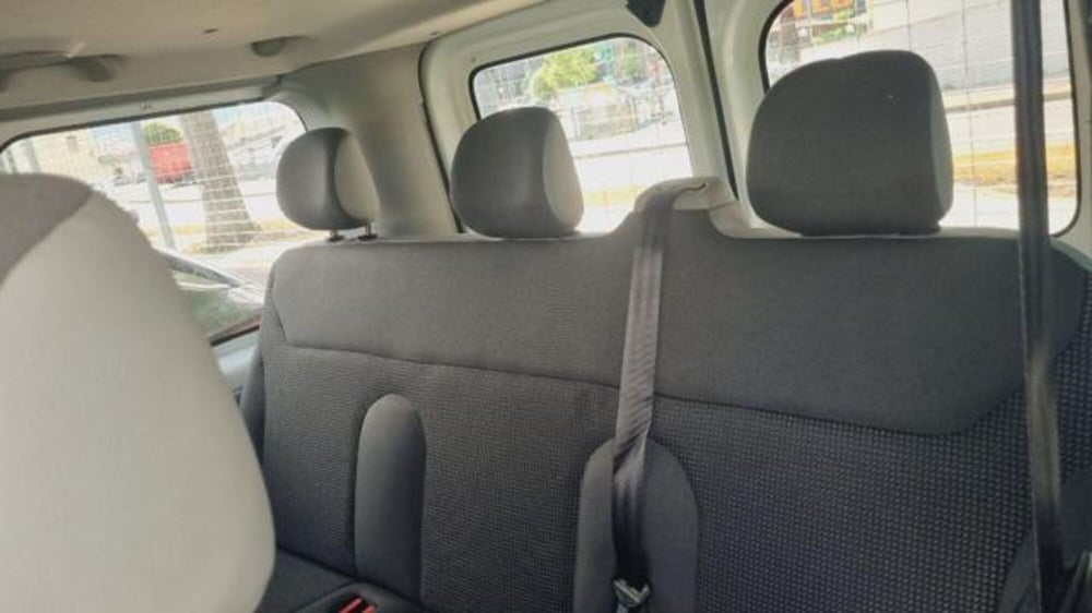 Opel Vivaro Furgone usata a Savona (9)