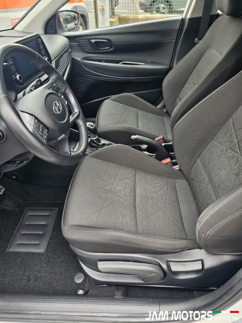 Hyundai Bayon usata a Como (9)