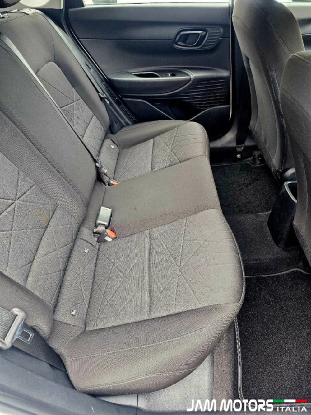 Hyundai Bayon usata a Como (12)