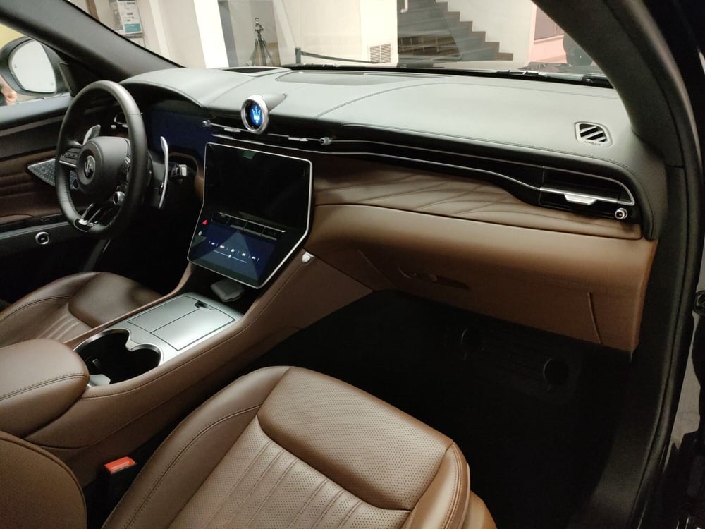 Maserati Grecale usata a Teramo (12)