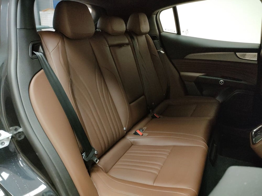 Maserati Grecale usata a Teramo (14)
