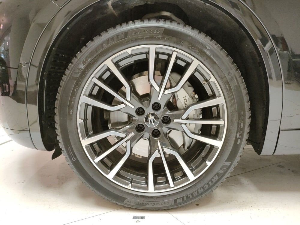 Maserati Grecale usata a Teramo (7)