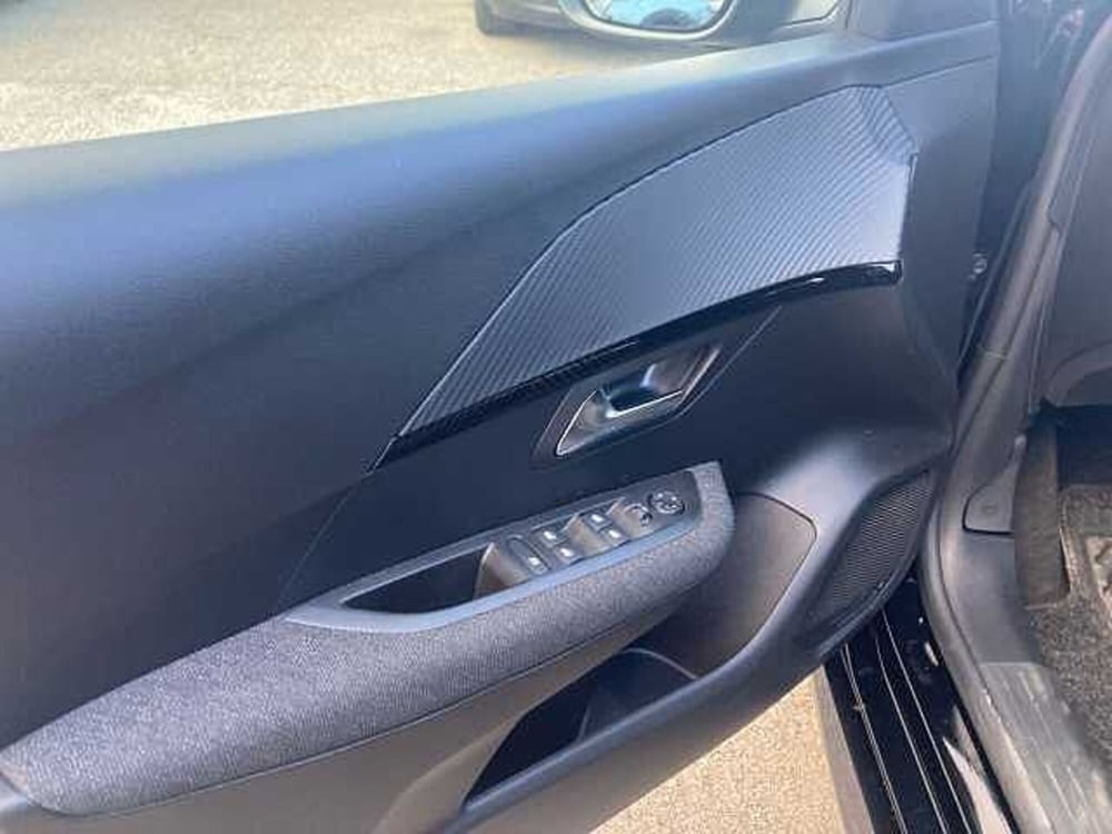 Peugeot 208 nuova a Messina (18)