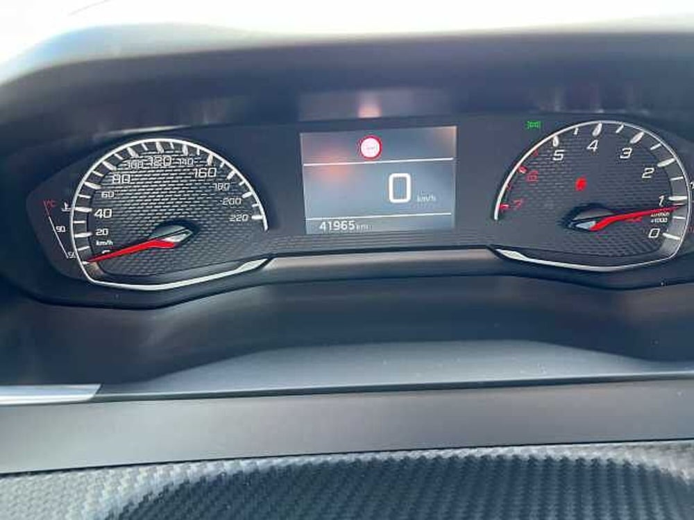 Peugeot 2008 usata a La Spezia (7)