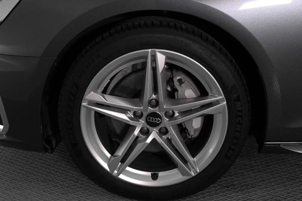 Audi A4 Avant usata a Novara (13)