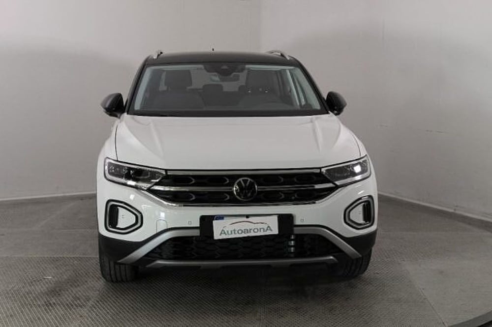 Volkswagen T-Roc Cabrio nuova a Novara (2)