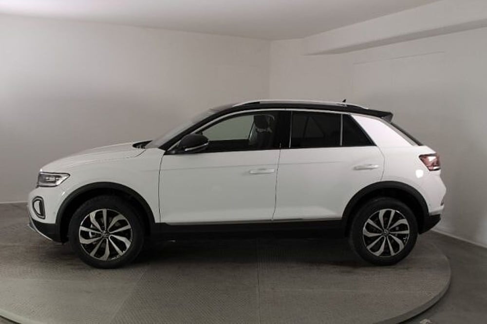 Volkswagen T-Roc Cabrio nuova a Novara (3)