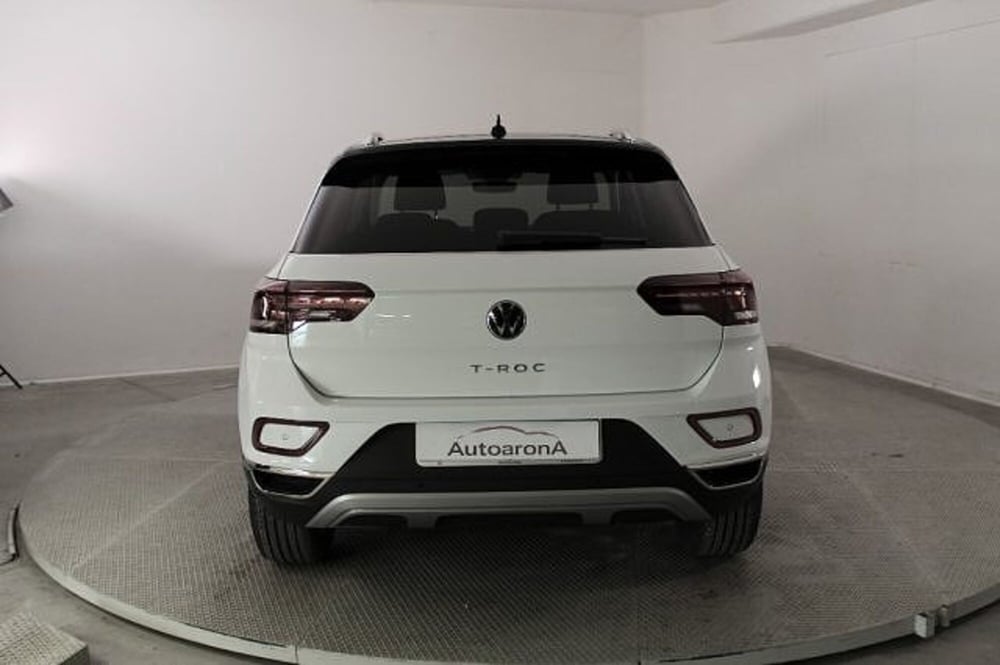 Volkswagen T-Roc Cabrio nuova a Novara (5)