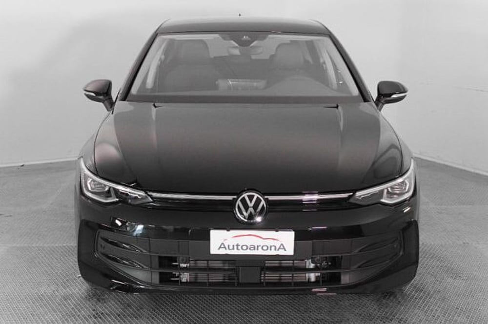 Volkswagen Golf nuova a Novara (2)
