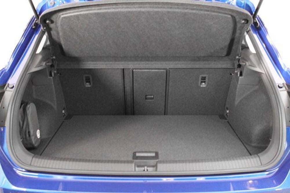Volkswagen T-Roc nuova a Novara (11)