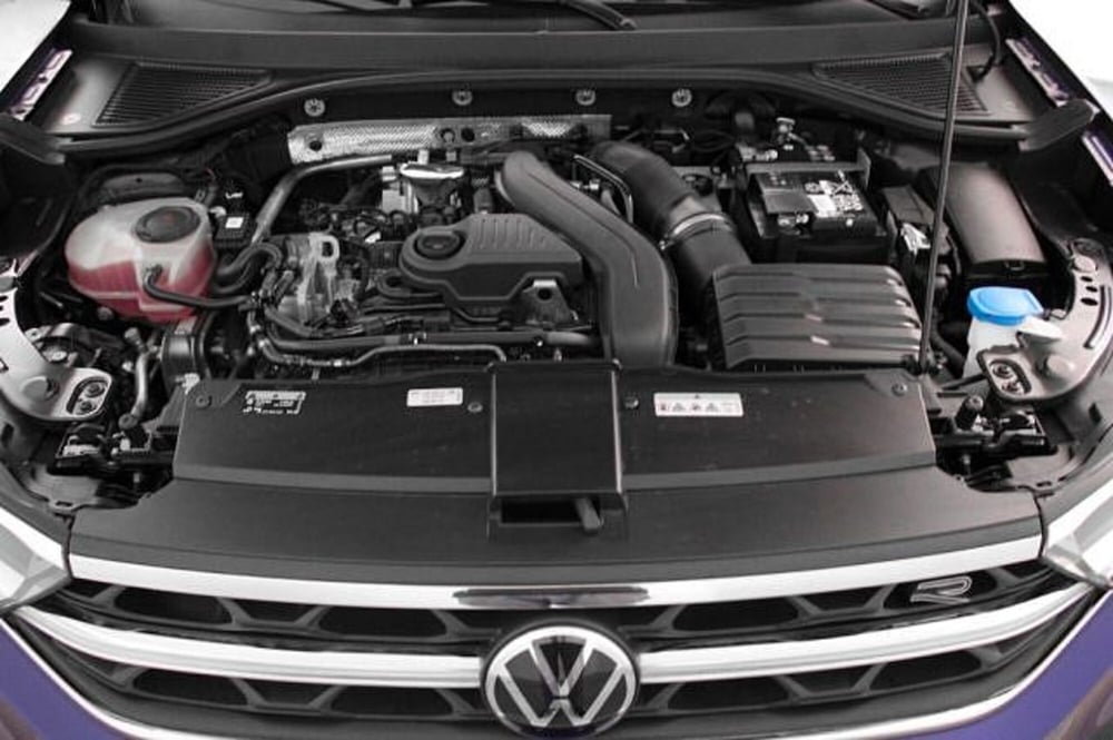 Volkswagen T-Roc Cabrio nuova a Novara (10)