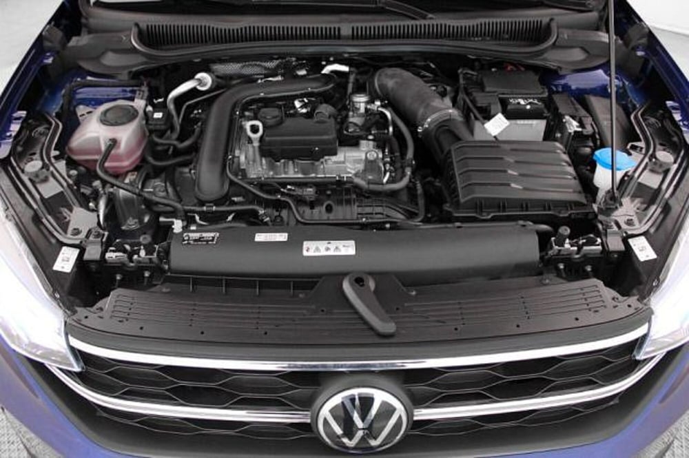 Volkswagen Taigo nuova a Novara (10)