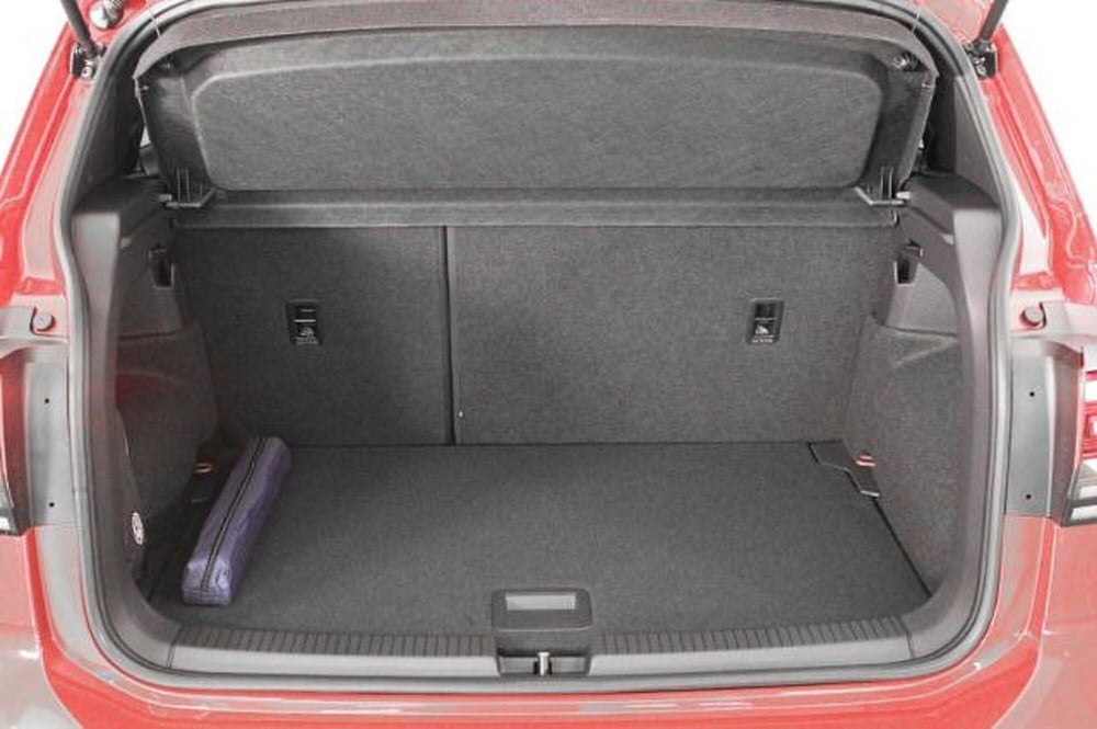 Volkswagen T-Cross nuova a Novara (11)