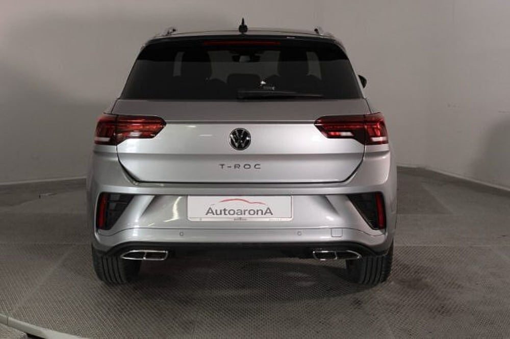 Volkswagen T-Roc Cabrio nuova a Novara (5)