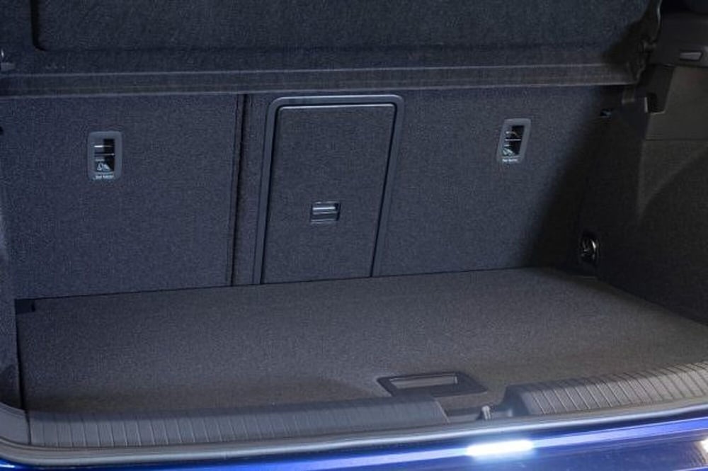 Volkswagen T-Roc nuova a Novara (15)